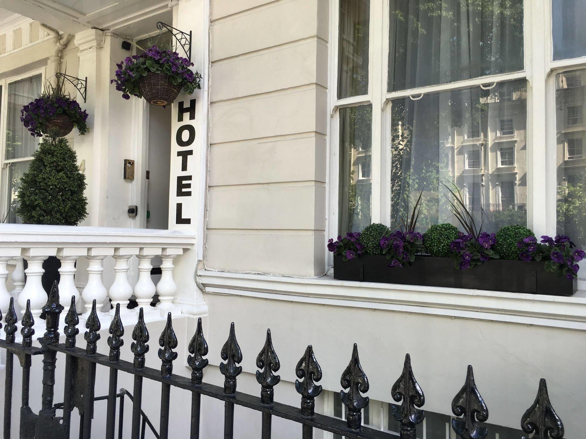 Kensington Court Hotel Notting Hill London Exterior photo